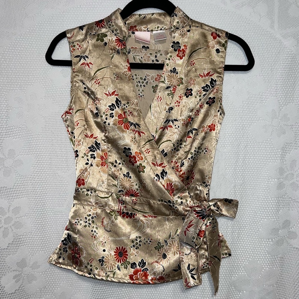 Xhilaration Floral Satin Wrap Top